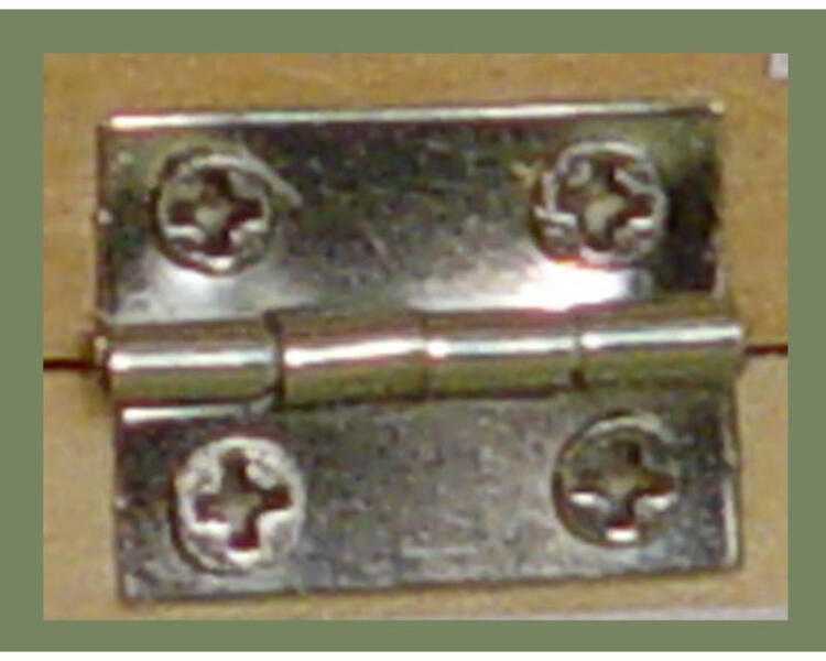 Zsanér íves bronz hosszú + csavar 4db/csomag 90fok